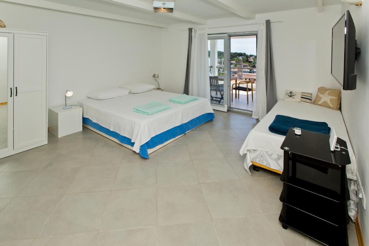 Rino Apartment Hvar Town Luaran gambar