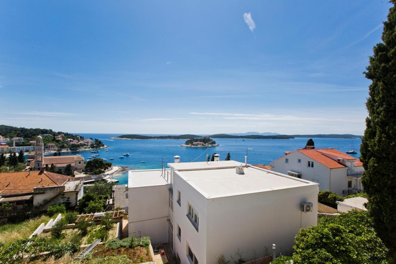 Rino Apartment Hvar Town Luaran gambar